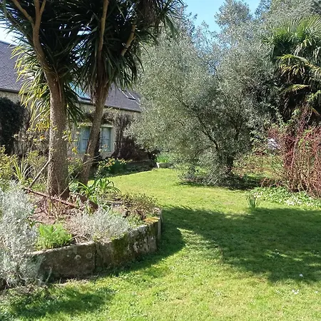 فندق Logis La Demeure Du Perron Quettehou