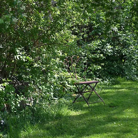 Logis La Demeure Du Perron Quettehou