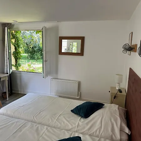 Logis La Demeure Du Perron 3*