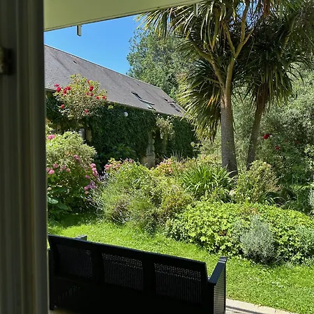Logis La Demeure Du Perron 3*