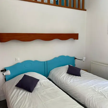 فندق Logis La Demeure Du Perron Quettehou