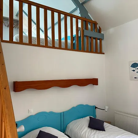 Logis La Demeure Du Perron فندق 3*