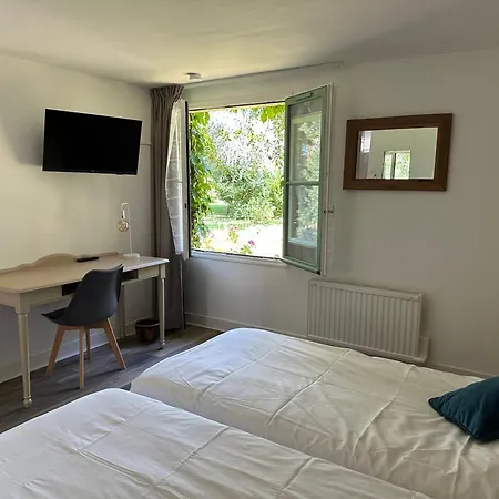 Logis La Demeure Du Perron 3*