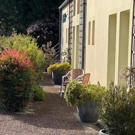 Logis La Demeure Du Perron Hotel Quettehou