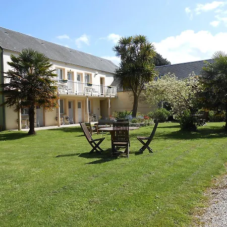 فندق Logis La Demeure Du Perron 3*