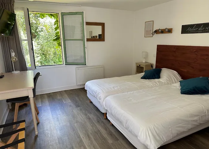 Logis La Demeure Du Perron