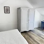Logis La Demeure Du Perron Hotel Quettehou