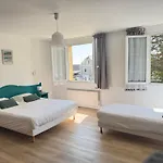 Logis La Demeure Du Perron 3*