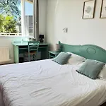 Logis La Demeure Du Perron 3* Quettehou