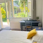 Hotel Logis La Demeure Du Perron 3*