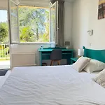 Logis La Demeure Du Perron 3*