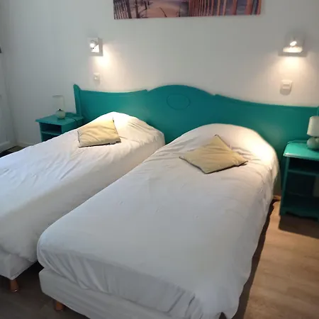 Hotel La Demeure Du Perron Quettehou