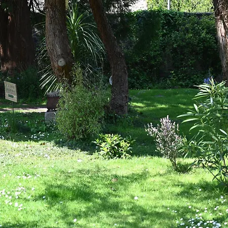 Logis La Demeure Du Perron 3*
