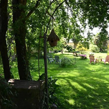 Logis La Demeure Du Perron 3* Quettehou