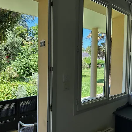 فندق Logis La Demeure Du Perron 3*