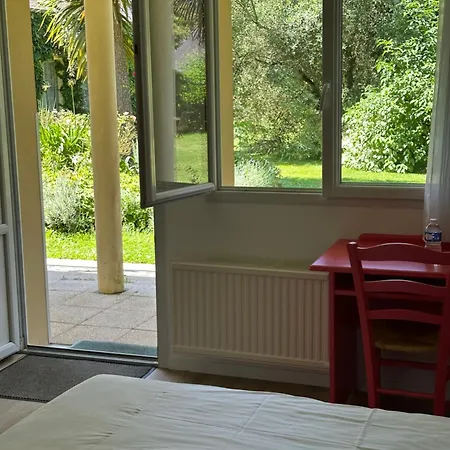 Logis La Demeure Du Perron 3*