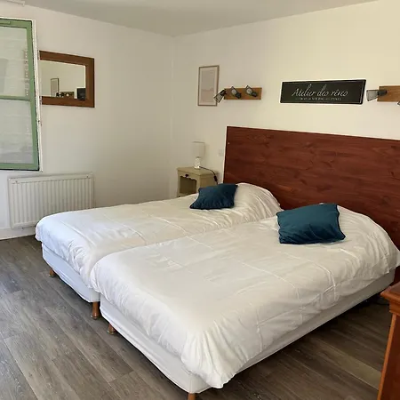 فندق Logis La Demeure Du Perron 3*