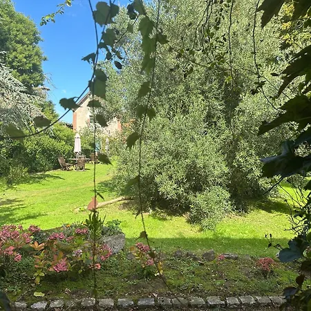 Logis La Demeure Du Perron Quettehou