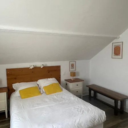 Logis La Demeure Du Perron Hotel