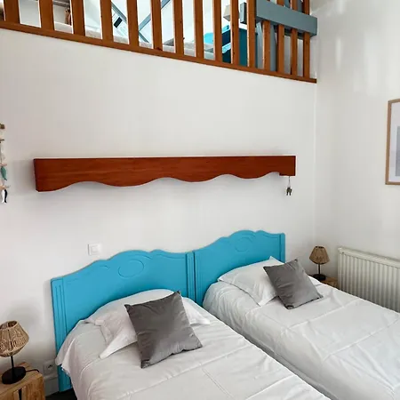 Hotel Logis La Demeure Du Perron 3*