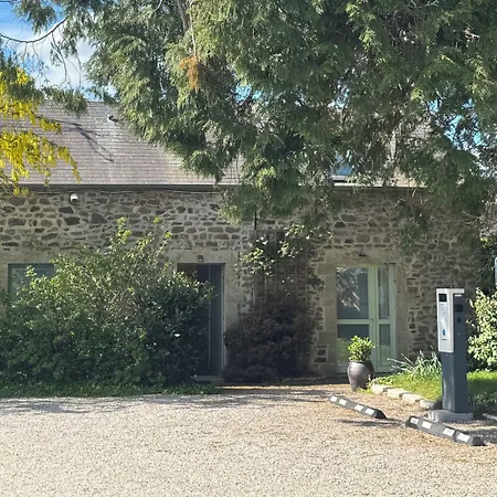 Logis La Demeure Du Perron 3* Quettehou
