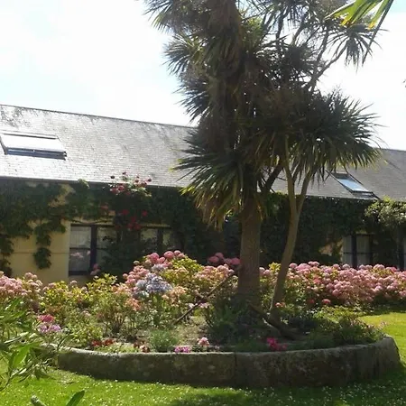 Logis La Demeure Du Perron