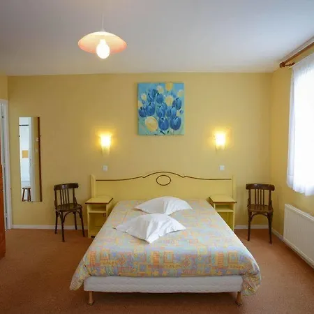 Logis La Demeure Du Perron 3*