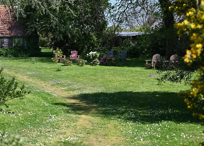 Logis La Demeure Du Perron Hotel 3*