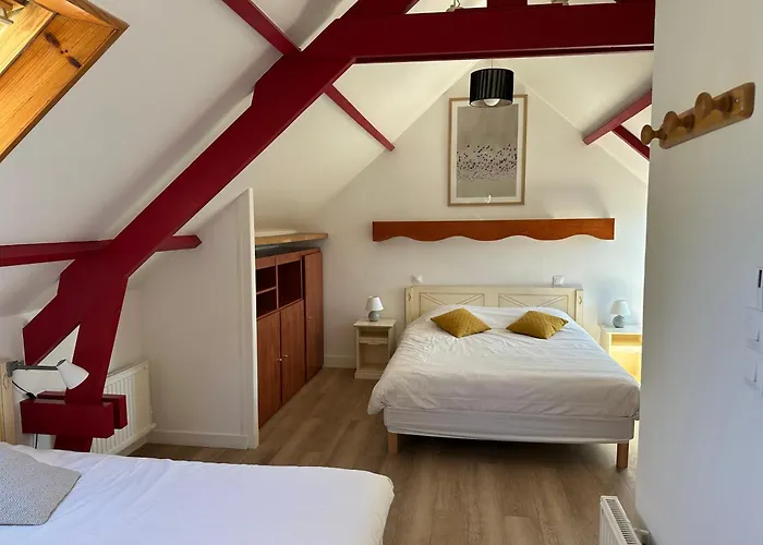 Logis La Demeure Du Perron Quettehou