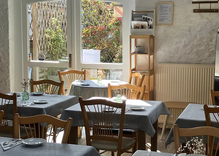 Logis La Demeure Du Perron 3* Quettehou