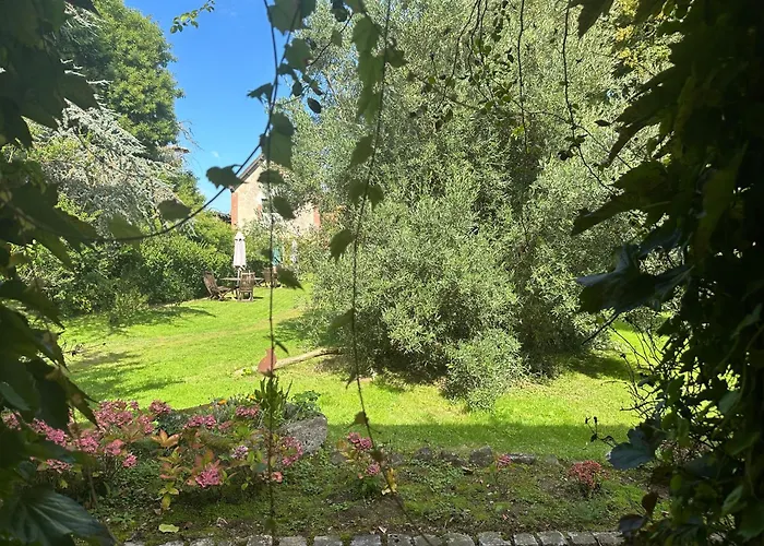 Logis La Demeure Du Perron Quettehou