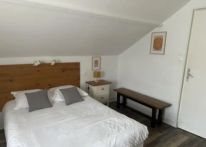 Logis La Demeure Du Perron