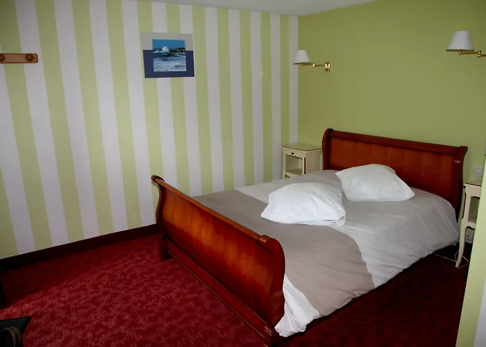 Logis La Demeure Du Perron 3*