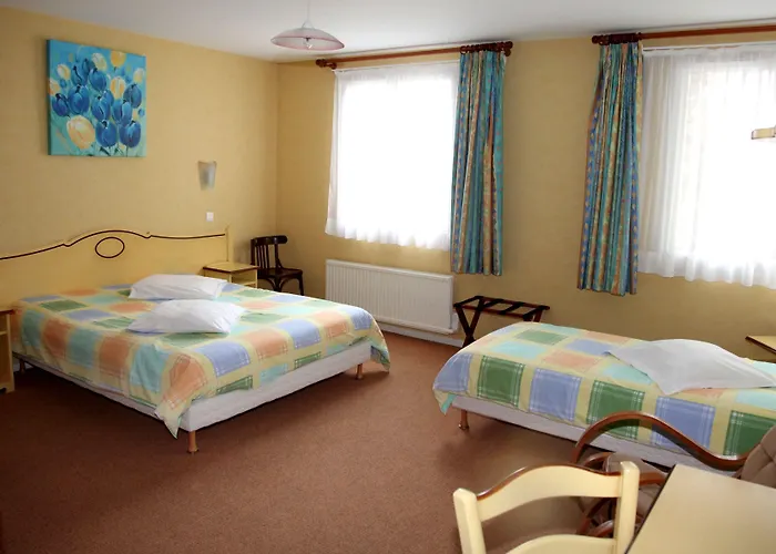 Otel Logis La Demeure Du Perron 3*