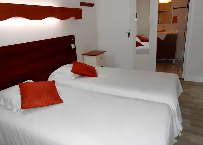 Logis La Demeure Du Perron