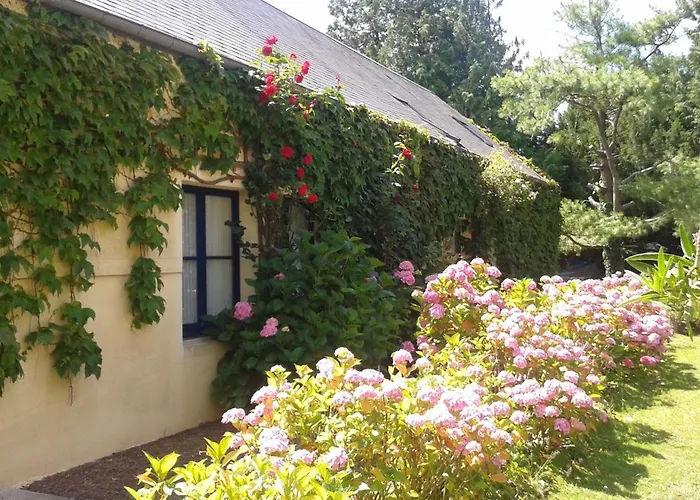 Hotel Logis La Demeure Du Perron 3*