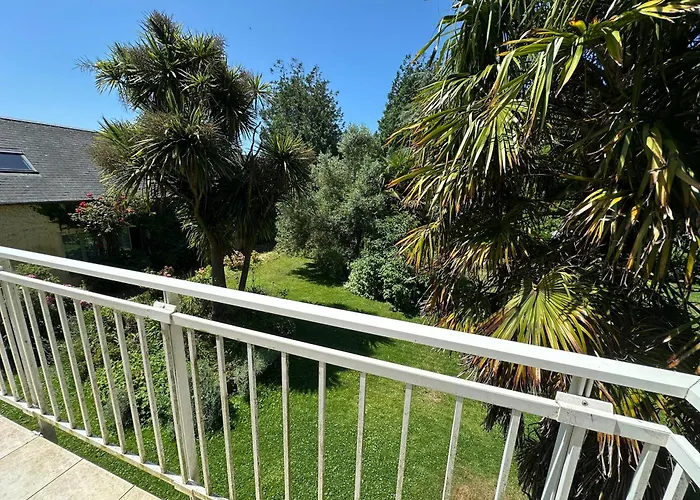 Logis La Demeure Du Perron