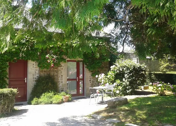 Logis La Demeure Du Perron 3* Quettehou